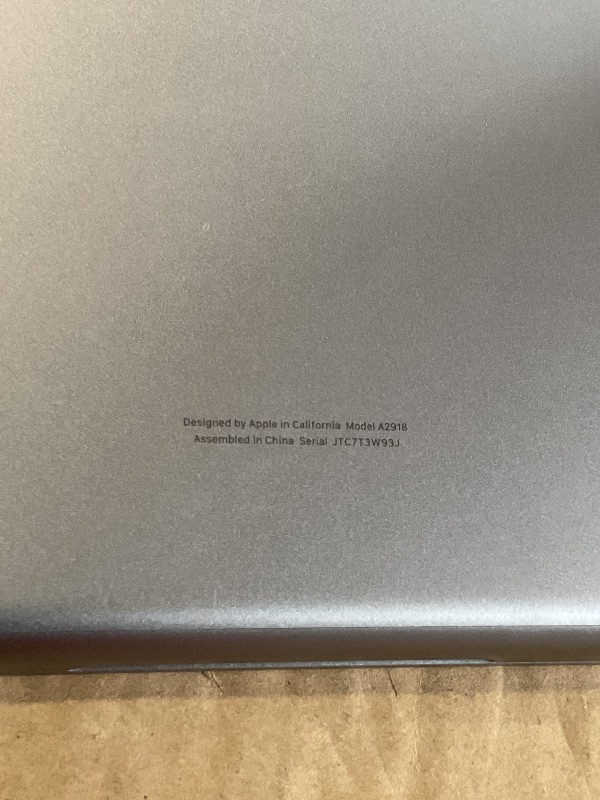 Photo 1 of (Dead battery) Apple 2023 MacBook Pro Laptop M3 chip with 8 core CPU, 10?core GPU: Built for Apple Intelligence, 14.2-inch Liquid Retina XDR Display, 8GB Unified Memory