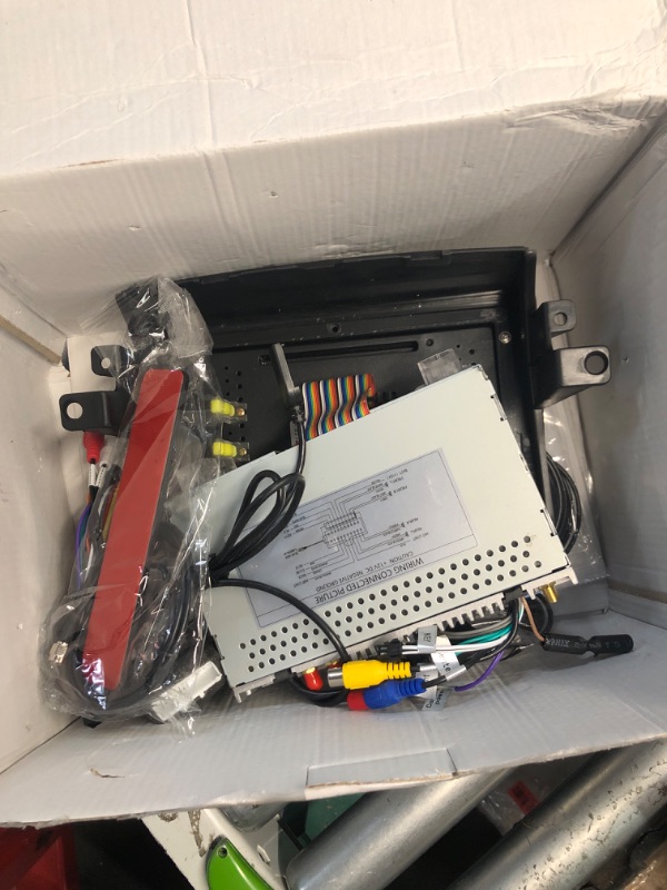 Photo 1 of (PARTIAL SET) (UNTESTED) JOYING Car Radio for Toyota Sienna 2004-2010 Android 12 Head Unit 9 Inch Touchscreen Car Stereo 8GB+128GB with Wiress Carplay & Android Auto, Mirror Link, AM/FM Radio, 48-Band EQ(JY-TZ211N8)
