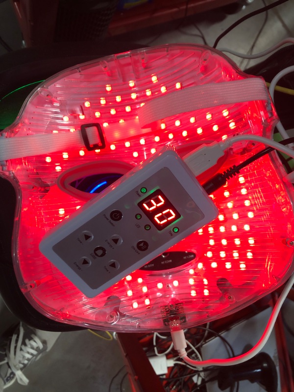 Photo 1 of (USED/FAIR) (POWER TESTED) EVFOFO Led Face Mask Light Therapy, 7-1 Colors LED Facial Skin Care Mask, Red Light Therapy for Face, White