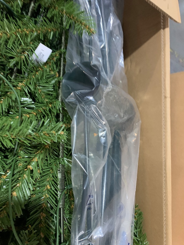 Photo 1 of (truck?trailer pickup only)
National Tree Company Pre-Lit Artificial Full Christmas Tree, Green, Dunhill Fir, White Lights, Includes Stand, 12 Feet