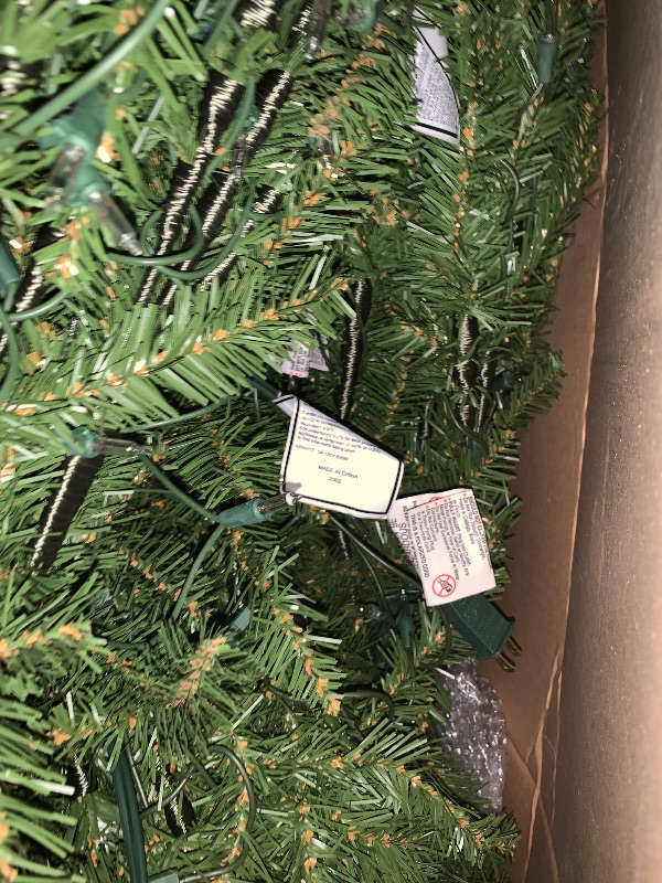 Photo 1 of (truck?trailer pickup only)
National Tree Company Pre-Lit Artificial Full Christmas Tree, Green, Dunhill Fir, White Lights, Includes Stand, 12 Feet
