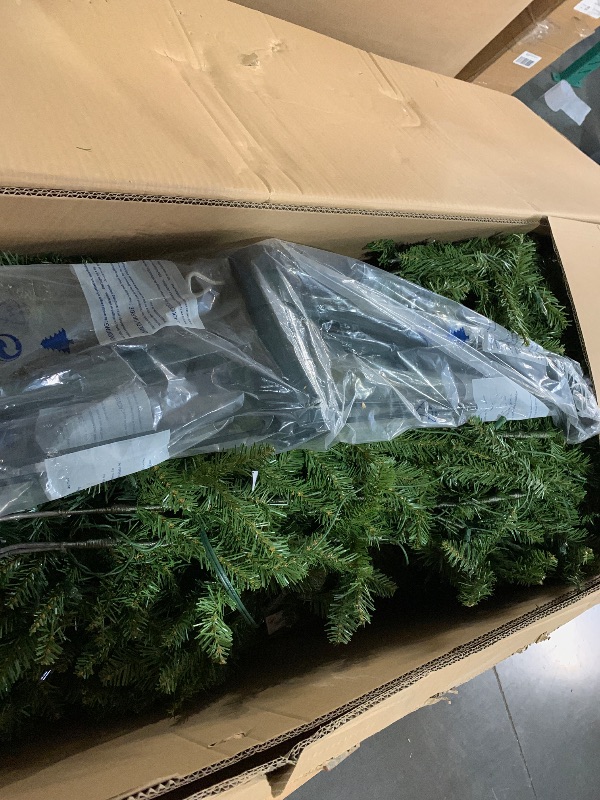 Photo 1 of (truck?trailer pickup only)
National Tree Company Pre-Lit Artificial Full Christmas Tree, Green, Dunhill Fir, White Lights, Includes Stand, 12 Feet