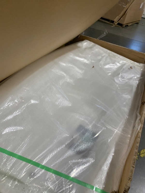 Photo 1 of *** PALLET OF GENERAL MERCHANDISE-- SOLD AS IS- TRUCK/TRAILER PICKUP ONLY***
Aqua Eden VTDR663222R 66-Inch Acrylic Curved Apron 3-Wall Alcove Tub with Right Hand Drain, Glossy White