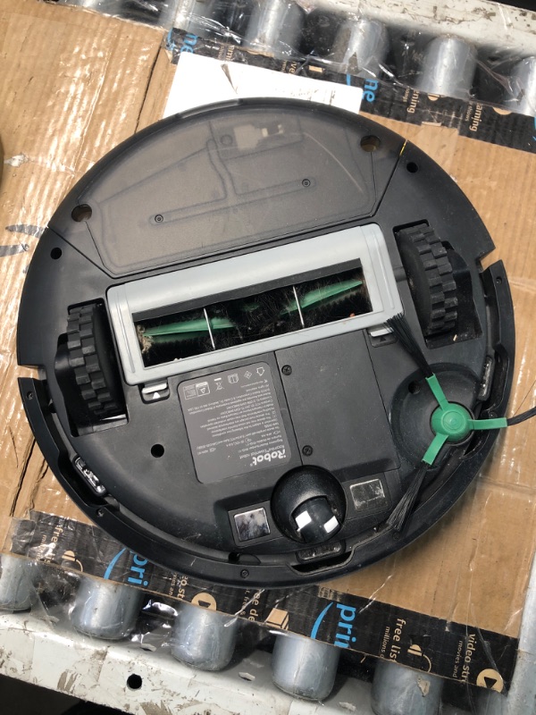Photo 1 of (HEAVILY USED) (BAGGED)***(MISSING MOP PAD)*** iRobot Roomba Robot Vacuum and Mop Combo (Y0140) - Vacuums and mops, Easy to use, Power-Lifting Suction, Multi-Surface Cleaning, Smart Navigation Cleans in Neat Rows, Self-Charging, Works with Alexa