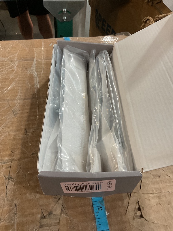 Photo 1 of (PARTIAL SET) (USE/FAIR) Amerdeco 10 Pack Champagne Bronze Cabinet Pulls 7.5 Inch(192MM) Hole Centers Kitchen Cabinet Handles Cabinet Hardware Kitchen Handles for Cabinets Cupboard Handles Drawer Pulls ZH0060