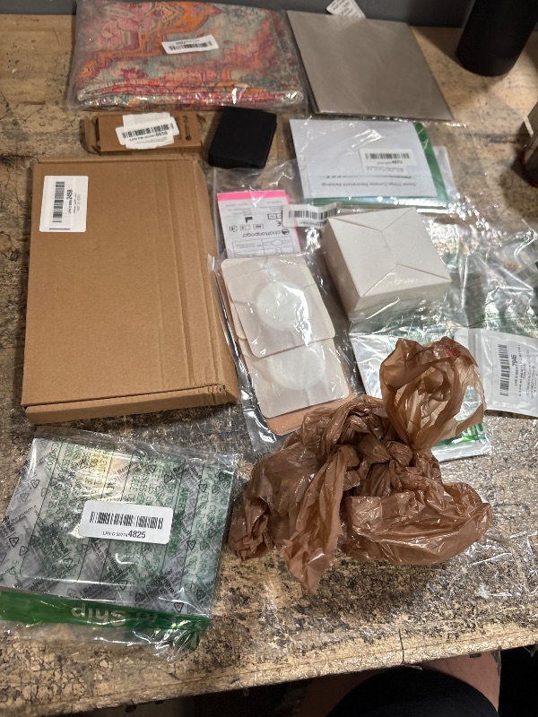 Photo 1 of **FINAL SALE BUNDLE OF MISCELLANEOUS ITEMS NON-REFUNDABLE**