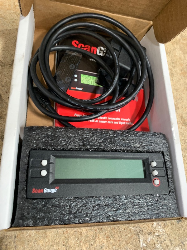 Photo 1 of ScanGauge - SG2 II Ultra Compact 3-in-1 Automotive Computer with Customizable Real-Time Fuel Economy Digital Gauges , Black , 5 Inch