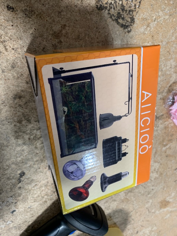 Photo 1 of Aiicioo Reptile Basking Light Bulb - 150W Reptile Heat Lamp 2 Pack UVA Daylight Amphibians Basking Bulb for Bearded Dragon Turtle Hermit Crab Gecko Lizard Chicken