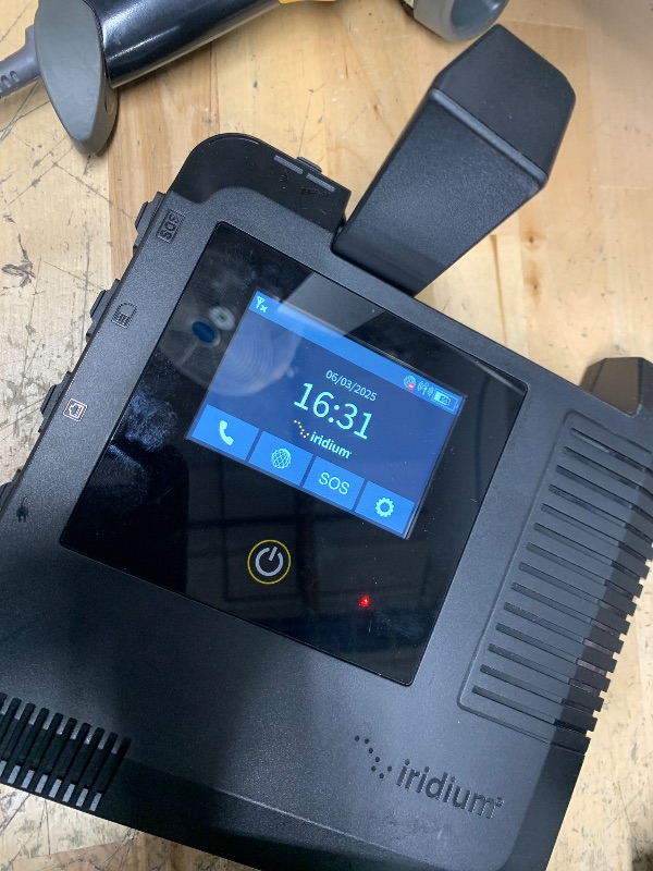 Photo 1 of BlueCosmo Iridium GO! Exec Portable Satellite Calling Device Portable WiFi Calling Device Satellite Based WiFi Access Point for Voice, Messaging & Data with Monthly Postpaid Service SIM Card