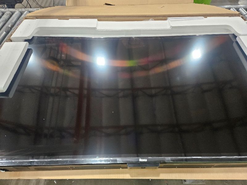 Photo 1 of ** BROKEN SCREEN, FINAL SALE ** Roku Smart TV – 55-Inch Select Series 4K HDR RokuTV with Roku Enhanced Voice Remote, Brilliant 4K Picture, Automatic Brightness, & Seamless Streaming – Live Local News, Sports, Family Entertainment