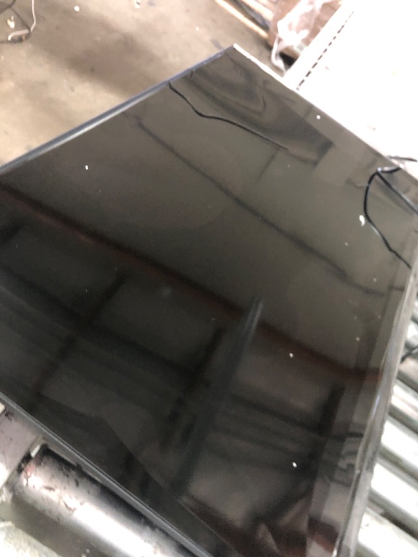 Photo 1 of ****************************SCREEN SMASHED, NON-FUNCTIONAL, FINAL SALE****************

VIZIO 40-inch Full HD 1080p Smart TV with DTS Virtual: X, Alexa Compatibility, Chromecast Built-in, Bluetooth Headphone Capable, (VFD40M-08 New) (Renewed)