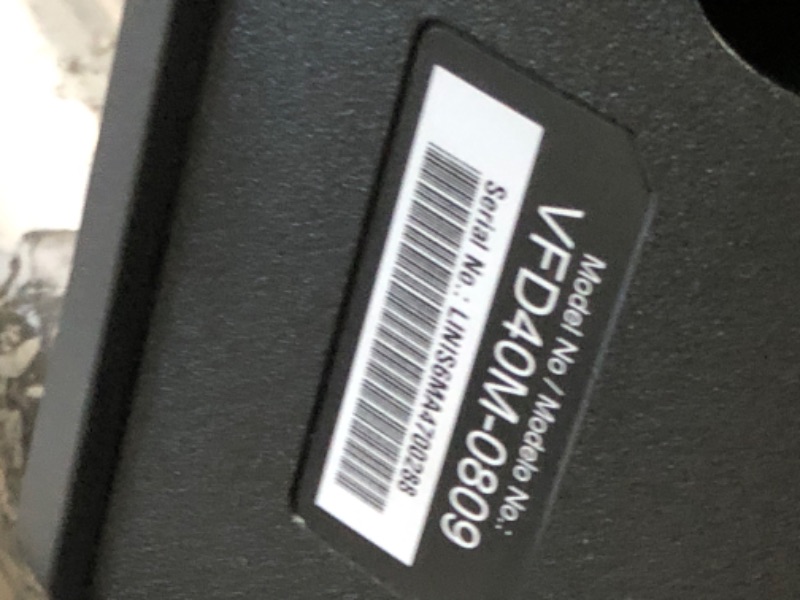 Photo 1 of ************SCREEN SEAL IS COMING OFF AT THE TOP OF THE SCREEN**************

VIZIO 40-inch Full HD 1080p Smart TV with DTS Virtual: X, Alexa Compatibility, Chromecast Built-in, Bluetooth Headphone Capable, (VFD40M-08 New) (Renewed)