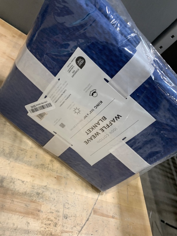 Photo 1 of 100% Cotton King Size Bed Blanket - Blue Waffle Weave Lightweight Summer Layering Blanket - 102x90in Prewashed Breathable, Woven