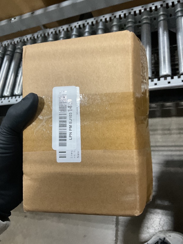 Photo 1 of ***(ONLY 18/ NOT A COMPLETE SET)***kymqlyw 30 Pcs red Mini Soft Foam Balls Assorted Lightweight Mini Play Balls Sponge Balls for Crafts Birthday Party Favors Bag Gifts Fillers Carnival Prizes Gift for Classroom (red)