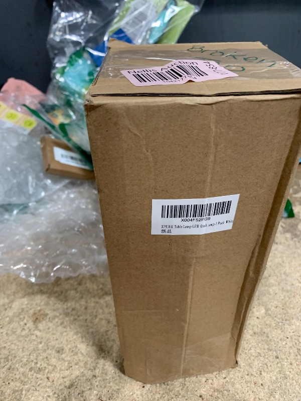 Photo 1 of ***SEE NOTES***XPEHK LED Cordless Table Lamps,Rechargeable Table Lamp,3 Color Stepless Dimming Up 5500mAh Portable Battery Operated Table Lamp for Home Indoor Outdoor Restaurant Bar (White)