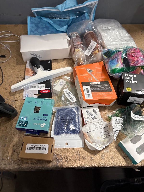 Photo 1 of **FINAL SALE BUNDLE OF MISCELLANEOUS ITEMS NON-REFUNDABLE**
