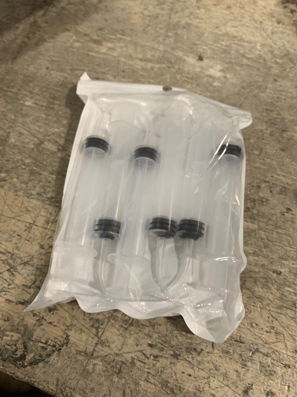 Photo 1 of 6 Pack Dental Irrigation Syringe, Wisdom Teeth Syringes with Curved Tip for Tooth
