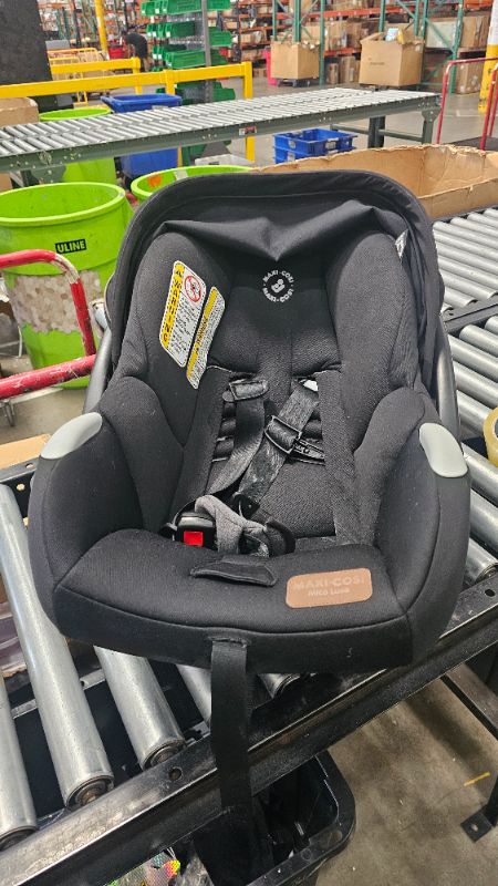 Photo 1 of ***PARTS ONLY***Maxi-Cosi Romi Convertible Car Seat, Converts from Rear Facing Car Seat (5-40 lbs) to Forward Facing Car Seat (22-40 lbs) Essential Black