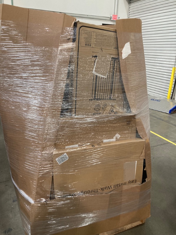Photo 1 of * FINAL SALE * NELLIS AUCTION * ASSORTED BABY GATE PALLET