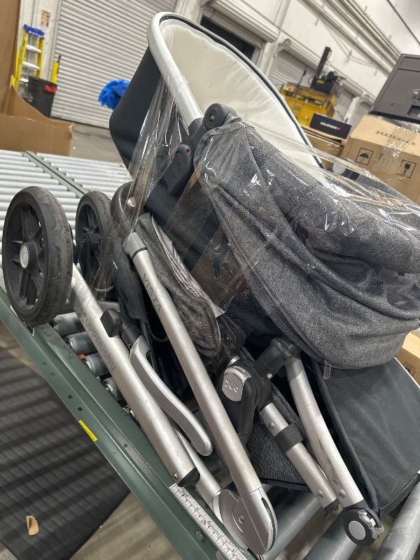Photo 1 of *** SEE NOTES ***  (USED) UPPAbaby Vista V2 Stroller / Convertible Single-To-Double System / Bassinet, Toddler Seat, Bug Shield, Rain Shield, and Storage Bag Included / Greyson (Charcoal Mélange/Carbon Frame/Saddle Leather)