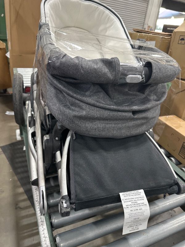 Photo 1 of *** SEE NOTES ***  (USED) UPPAbaby Vista V2 Stroller / Convertible Single-To-Double System / Bassinet, Toddler Seat, Bug Shield, Rain Shield, and Storage Bag Included / Greyson (Charcoal Mélange/Carbon Frame/Saddle Leather)