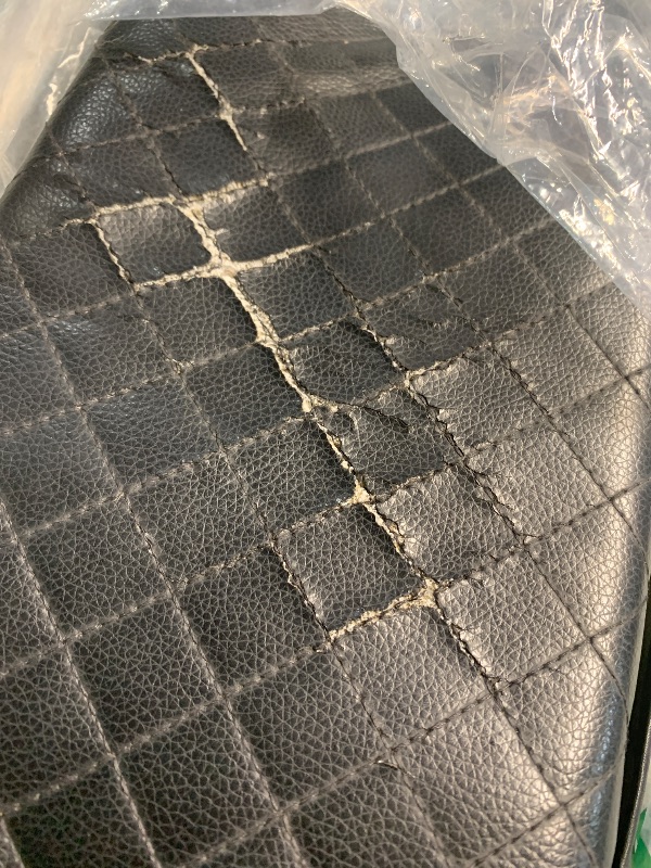 Photo 1 of (used)(minor damage) zipelo Car Armrest Cushion, Carbon Fiber Leather Auto Center Console Pad, Memory Foam Armrest Box with Storage Bag