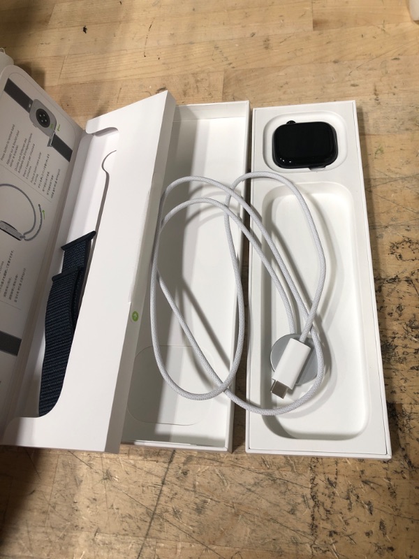 Photo 1 of *LOCKED* Apple Watch SE [GPS 44mm case] Smartwatch with Rose Gold/ Black Aluminium Case with Ink Sport Loop. Fitness Tracker, ECG App, Always-On Retina Display, Carbon Neutral