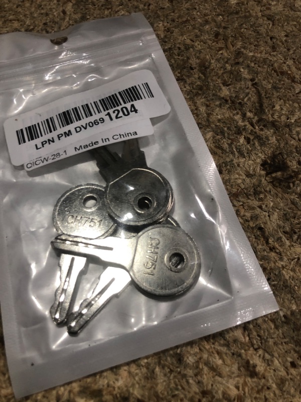 Photo 1 of 5 Pack CH751 Keys, Universal CH751 Replacement Keys for RV Campers Door Lock, Storage, Cabinet, Tool Boxes (5)