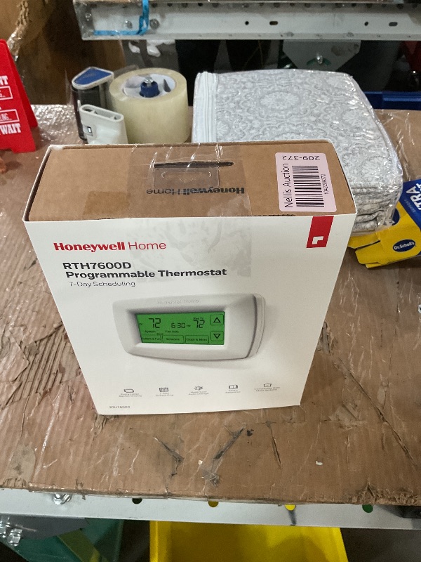 Photo 1 of (UNTESTED) Honeywell Home RTH7600D 7-Day Programmable Touchscreen Thermostat, White