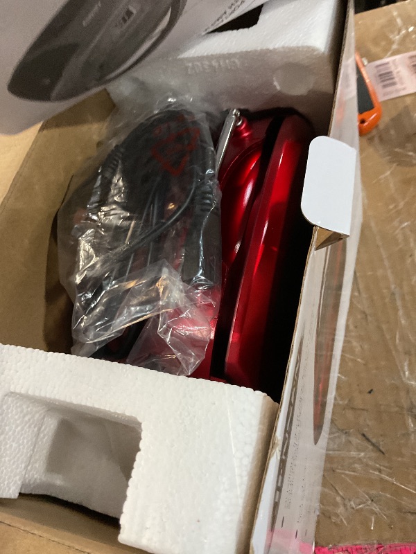 Photo 1 of (POWER TESTED) (USED/FAIR) Jensen CD-475R Portable Sport Stereo Boombox CD Player with AM/FM Radio and Aux Line-in & Headphone Jack (Red)