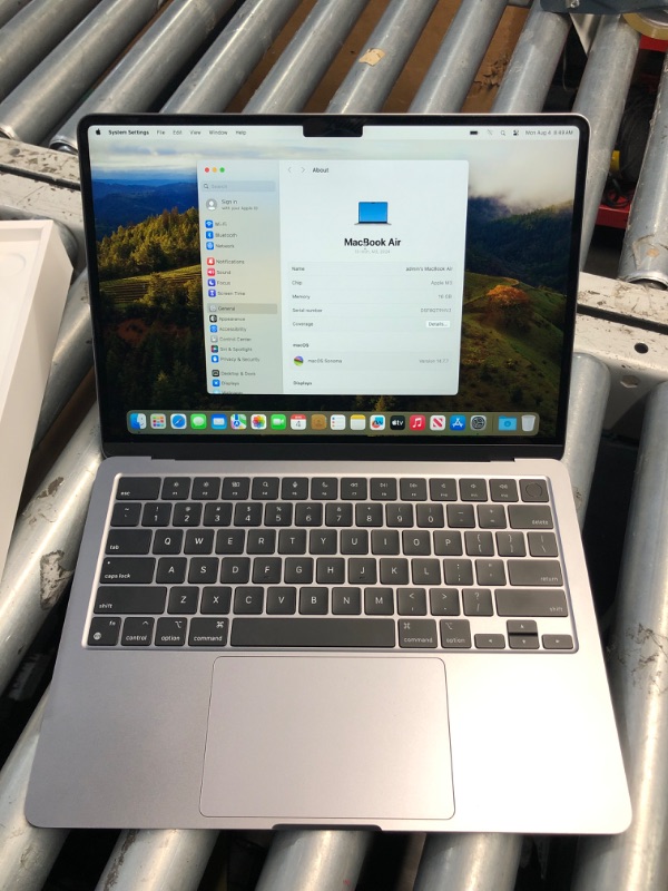 Photo 1 of (UNLOCKED) (PASSWORD IN NOTES) Apple 2024 MacBook Air 13-inch Laptop with M3 chip: Built for Apple Intelligence, 13.6-inch Liquid Retina Display, 16GB Unified Memory, 256GB SSD Storage, Backlit Keyboard, Touch ID; Space Gray