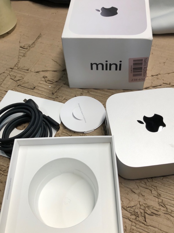 Photo 1 of **PARTS ONLY TURNS ON BUT SHOWING ERROR CODE**
Apple 2024 Mac mini Desktop Computer with M4 chip with 10?core CPU and 10?core GPU: Built for Apple Intelligence, 16GB Unified Memory, 256GB SSD Storage, Gigabit Ethernet. Works with iPhone/iPad