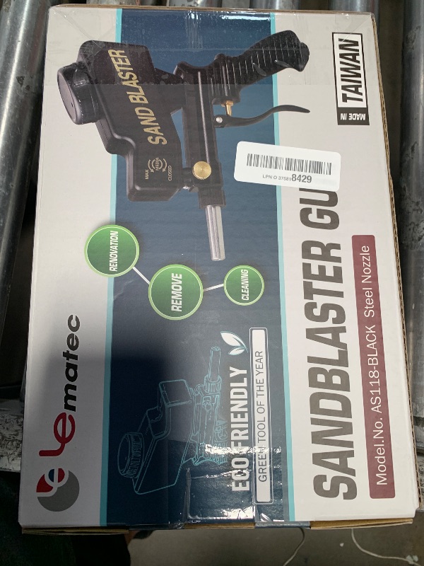 Photo 1 of LE LEMATEC Sand Blaster Gun Kit for Air Compressor, Paint/Rust Remover for Metal, Wood & Glass Etching, Up to 150 PSI Blasting Media for Aluminum, Sand, Walnut Shells & Soda Blaster, Black (AS118)