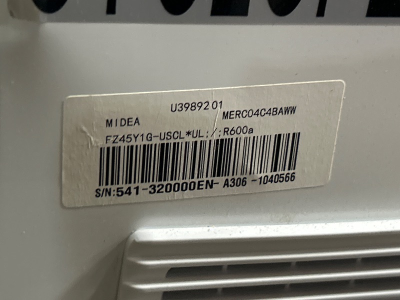 Photo 1 of Midea MERC04C4BAWW 3.5 Cubic Feet Chest Freezer, Cu.ft-Convertible, White