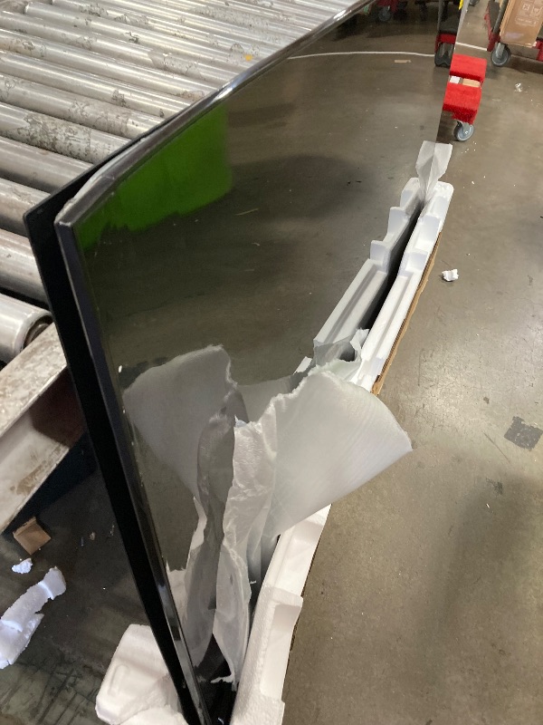 Photo 1 of **smashed screen final sale**Samsung 70-Inch Class QLED 4K Q60D Series Quantum HDR Smart TV w/Object Tracking Sound Lite, Motion Xcelerator, Slim Design, Gaming Hub, Alexa Built-in (QN70Q60D, 2024 Model)