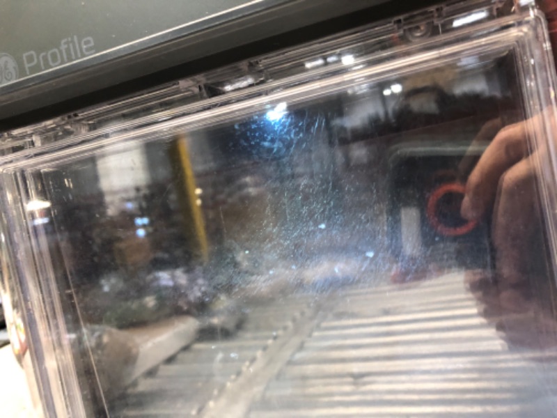 Photo 1 of ***NON-FUNCTIONAL, FOR PARTS ONLY, HEAVILY USED AND DIRTY*********
GE Profile Opal 2.0 XL with 1 Gallon Tank, Chewable Crunchable Countertop Nugget Ice Maker, Scoop included, 38 lbs in 24 hours, Pellet Ice Machine with WiFi & Smart Connected, Stainless St