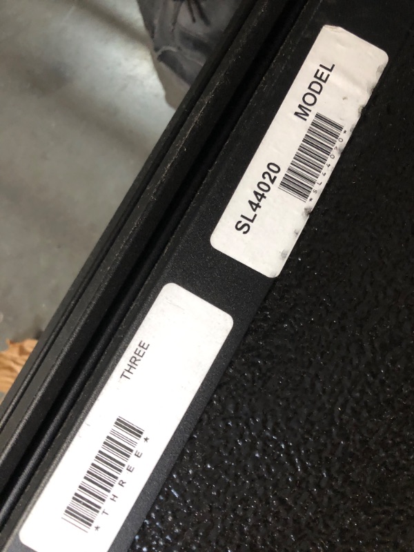 Photo 1 of ***DAMAGED - INCOMPLETE - SEE PICTURES***
RealTruck UnderCover Select Hard Folding Truck Bed Tonneau Cover | SL54020 | Fits 2022-2025 Nissan Frontier (w or w/o Utili-Track System) 5' Bed (60")