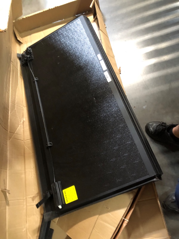 Photo 1 of ***DAMAGED - INCOMPLETE - SEE PICTURES***
RealTruck UnderCover Select Hard Folding Truck Bed Tonneau Cover | SL54020 | Fits 2022-2025 Nissan Frontier (w or w/o Utili-Track System) 5' Bed (60")