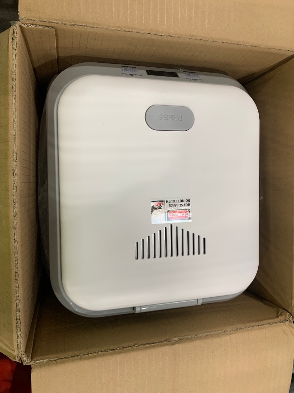 Photo 1 of Electric Composter for Kitchen: Smart Compost Bin Outdoor/Indoor, Odorless/Auto-Cleaning/Intelligent LED Display, 2.5L Auto Garbage Disposal Home Countertop Composting Bin, Turn Waste into Fertilizer