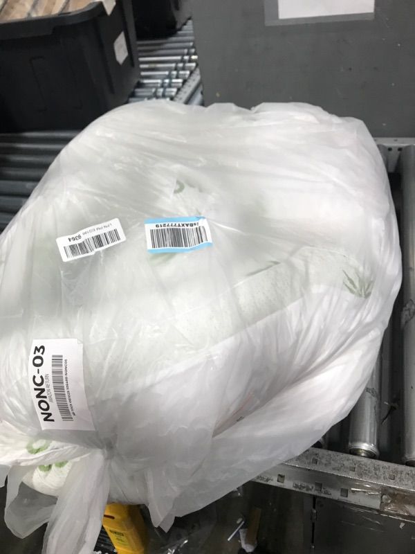 Photo 1 of (BAGGED) (USED/FAIR) Mattress Topper QUEEN, Cooling Extra Thick Breathable Viscose Made from Bamboo Mattress pad, Soft Quilted Fitted Mattress Cover with 1000 GSM Down Alternative Fill (8-21”Deep Pocket)