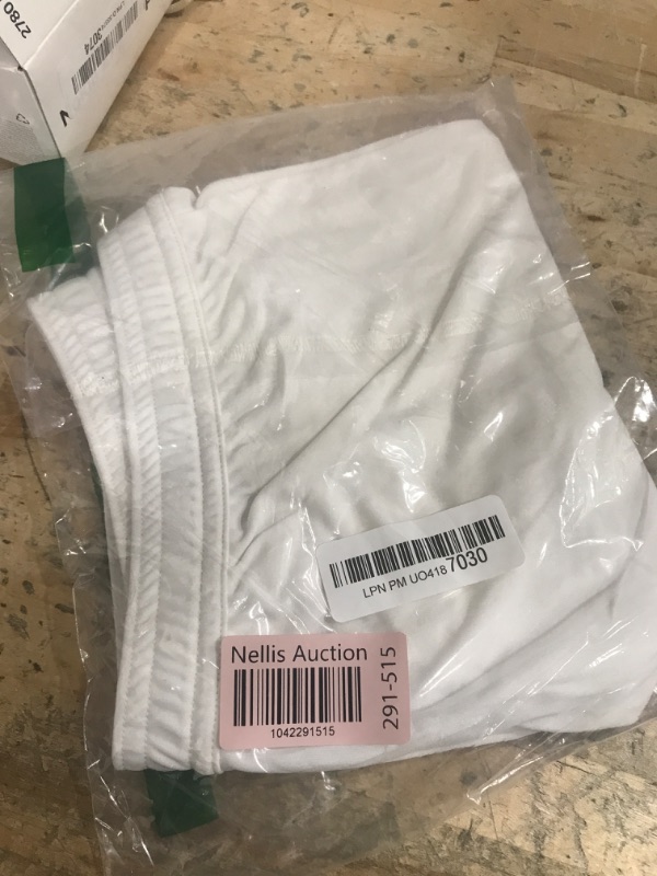 Photo 1 of adidas Women's Entrada 22 Shorts, White, Medium