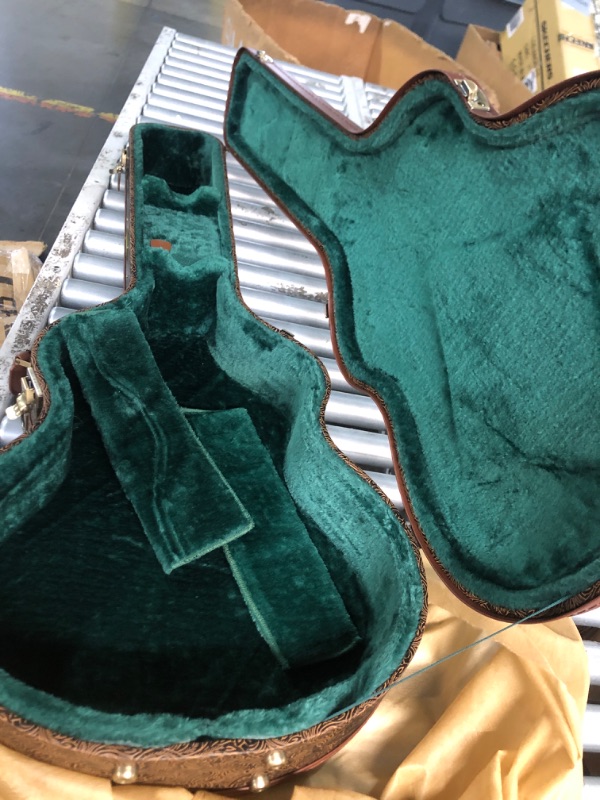 Photo 1 of (locking mechanism damaged) Crossrock Wooden OM Guitar Case for Martin 000-14 Fret | Blossom Brown Faux Leather, Forest Green Velvet Interior, Lock – Designer Series(CRW530OMBQ)