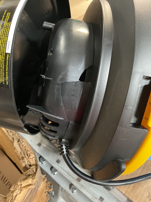 Photo 1 of (Broken)(sold for parts) Stanley SL18129 Wet/Dry Vacuum, 4 Gallon, 4 Peak HP, Stainless Steel Tank with Top Handle, 3-in-1 Shop Vacuum Cleaner with Blower for Home