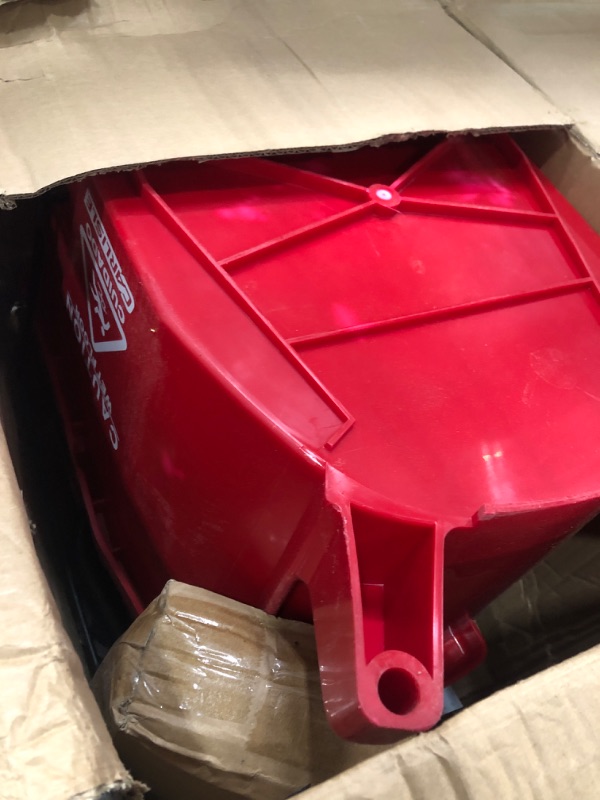 Photo 1 of ***PARTS ONLY***Carlisle FoodService Products 26-Quart Commercial Mop Bucket with Side-Press Wringer, Precision-Molded Polypropylene, Durable Wringer, Bucket with Non-Marking Casters, 18.5 x 16.5 x 23 Inches, Red
