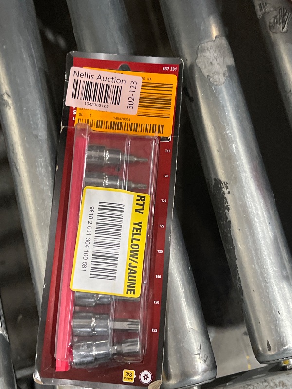 Photo 1 of Husky Liners Torx Bit Socket 8 Piece Set