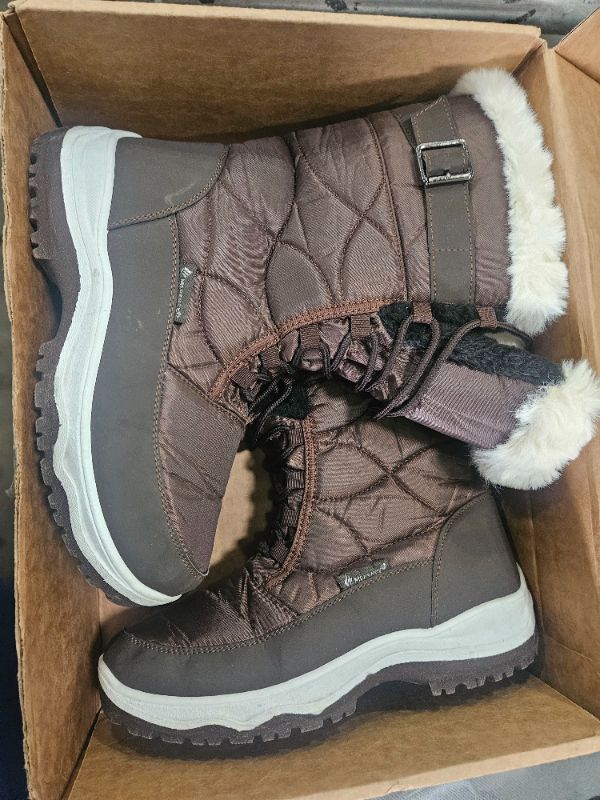 Photo 1 of (reference photo) (white fur) CIOR Women's Snow Boots Winter Water-Resistant Fur Lined Frosty Warm Snow Boots size 6 (maroon color) 