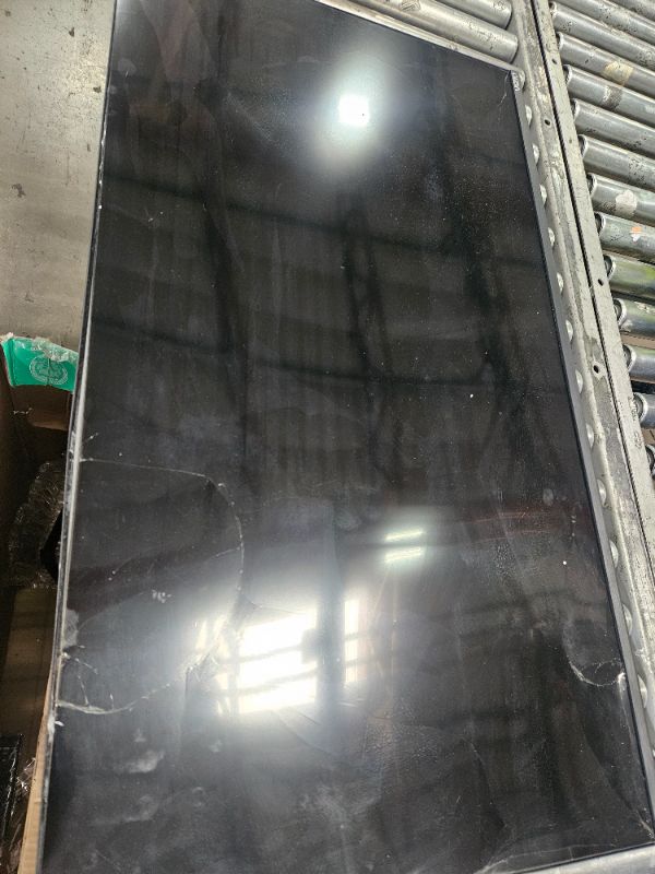 Photo 1 of ** BROKEN SCREEN, FINAL SALE **  VIZIO 40-inch Full HD 1080p Smart TV with DTS Virtual: X, Alexa Compatibility, Chromecast Built-in, Bluetooth Headphone Capable (Renewed)