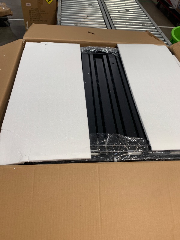 Photo 1 of *************PARTIAL ITEM, THIS IS ONLY 1 BOX IN A MULTI-BOX SET**************
66" Queen Size Pull Out Couch Bed Convertible Sleeper Loveseat Sofa Velvet Futon Sofá Bed Oversized 3 in 1 Pullout Sofa&Couch for Side Storage and Soft Armrest for Living Room,