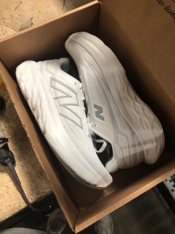 Photo 1 of ***(HEAVILY USED/ MINOR DAMAGE)***New Balance Men's M1080W13 Running Shoe, White/Light Silver Metallic, 10 Narrow