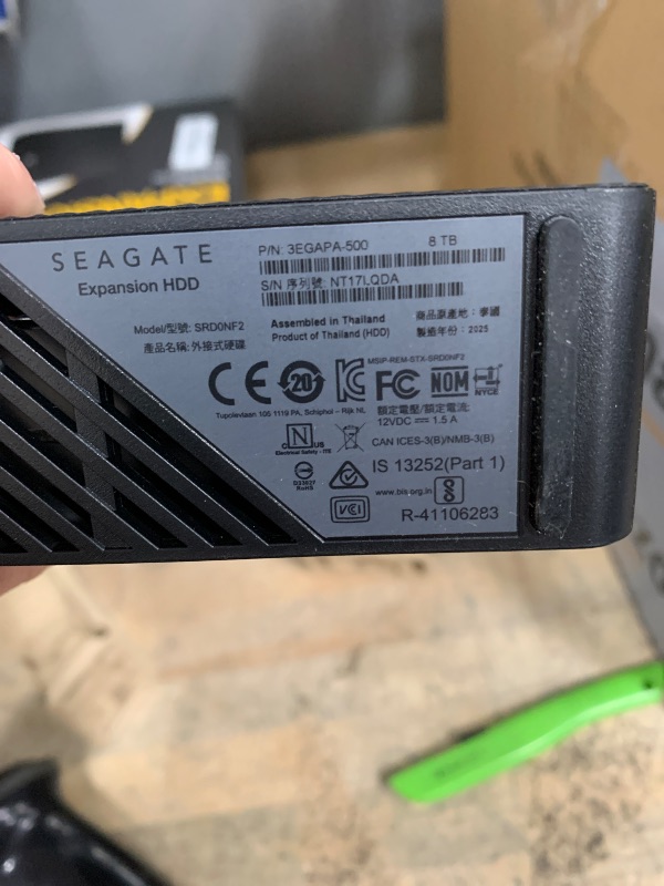 Photo 1 of *BROKEN USB* Seagate Expansion 8TB External Hard Drive HDD - USB 3.0, with Rescue Data Recovery Services (STKP8000400)